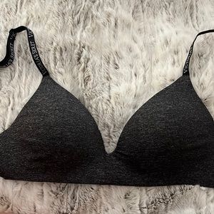 Victoria's Secret bra 🖤